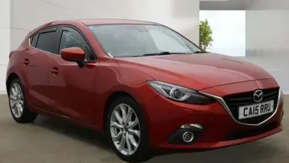 Used Mazda 3 Inclusive 165 HP (121 kW) 2015 Red Hatchback