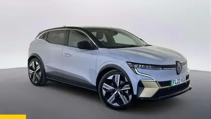 Used Renault Megane E-Tech 160 kW (218 HP) 2023 Grey/black Hatchback