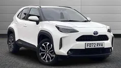 White Used 2023 Toyota Yaris Cross Design SUV | £21,495 (Fair price)