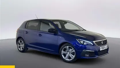 Used Peugeot 308 GT-line 131 HP (96 kW) 2019 Blue Hatchback