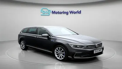 Used VW Passat Advance 218 HP (160 kW) 2022 Grey Estate