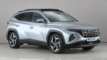 Usado Hyundai Tucson Ultimate 265 HP (194 kW) 2023 Prateado SUV
