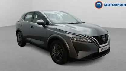 Begagnad Nissan Qashqai Acenta Premium 140 HK (102 kW) 2023 Grå SUV