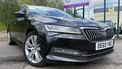 Gebraucht Skoda Superb SE L 150 PS (110 kW) 2022 Kombi