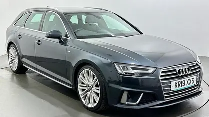 Used Audi A4 S-Line 190 HP (139 kW) 2019 Estate