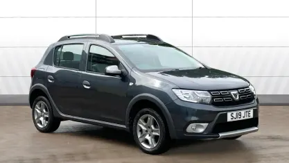 Used Dacia Sandero Essentiel 90 HP (66 kW) 2019 Grey Hatchback