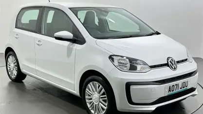 Used VW up! S 65 HP (47 kW) 2021 White Hatchback