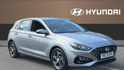 Used Hyundai i30 SE 120 HP (88 kW) 2023 Silver Hatchback