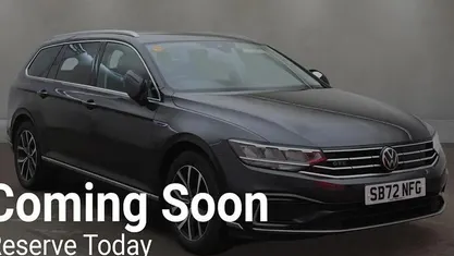 Used VW Passat GTE 218 HP (160 kW) 2023 Grey Estate