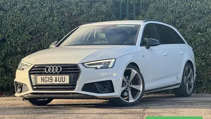White Used 2019 Audi A4 Black Edition Estate | £17,290 (Fair price)