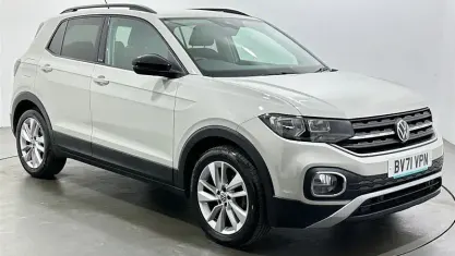 Usado VW T-Cross Active 110 HP (80 kW) 2021 Cinzento SUV