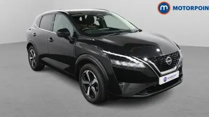 Used Nissan Qashqai N-Connecta 140 HP (102 kW) 2022 Black SUV
