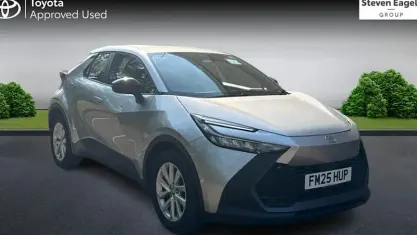 Used Toyota C-HR 140 HP (102 kW) 2025 Silver SUV