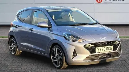 Blue Used 2025 Hyundai i10 Premium Hatchback | £16,999 (Fair price)