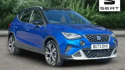 Begagnad Seat Arona Xperience Lux 110 HK (80 kW) 2024 Blå SUV