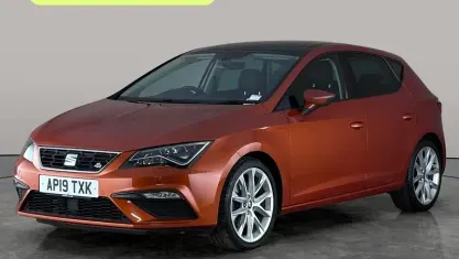 Used Seat Leon FR Sport 150 HP (110 kW) 2019 Orange Hatchback