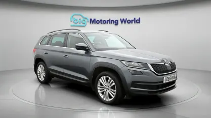 Usado Skoda Kodiaq SE L 150 CV (110 kW) 2020 Gris SUV