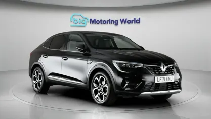 Used Renault Arkana Version S 145 HP (106 kW) 2021 Black SUV