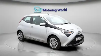 Silver Used 2021 Toyota Aygo X-play Hatchback | £8,881 (Good price)