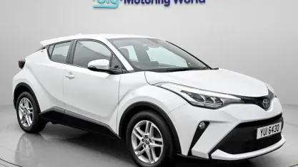 Used Toyota C-HR 122 HP (89 kW) 2023 White SUV