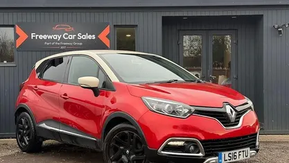 Used Renault Captur Signature 90 HP (66 kW) 2016 SUV