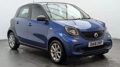 Used Smart ForFour Passion 71 HP (52 kW) 2018 Black Hatchback