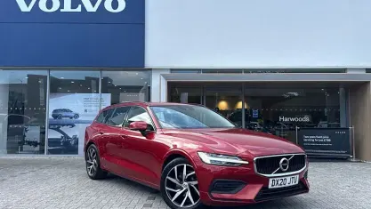 Used Volvo V60 Momentum 190 HP (139 kW) 2020 Estate