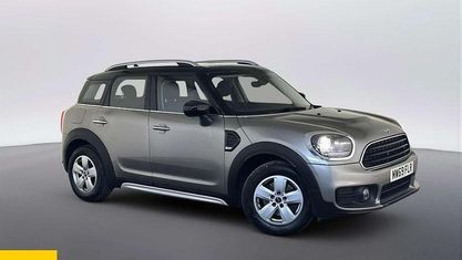 Używany Mini Cooper Classic 136 KM (100 kW) 2020 Hatchback