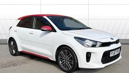 Begagnad Kia Rio 84 HK (61 kW) 2017 Vit Halvkombi