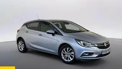 Used Vauxhall Astra 110 HP (80 kW) 2019 Silver Hatchback