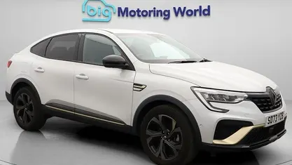 White Used 2022 Renault Arkana Engineered SUV | £17,451 (Fair price)