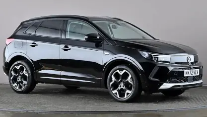 Używany Vauxhall Grandland X Ultimate 131 KM (96 kW) 2023 Czarny SUV
