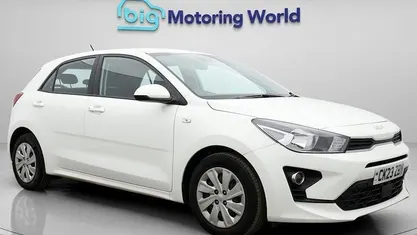 Used Kia Rio 84 HP (61 kW) 2022 White Hatchback