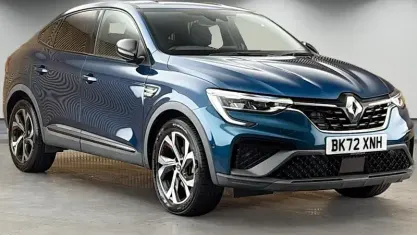 Used Renault Arkana R.S. 145 HP (106 kW) 2022 Zanzibar blue SUV