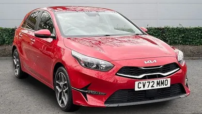 Used Kia Ceed 160 HP (117 kW) 2021 Red Hatchback