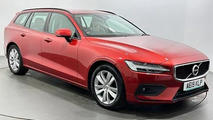 Used Volvo V60 Momentum 190 HP (139 kW) 2019 Estate