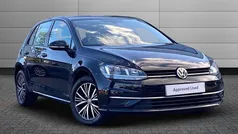 Used 2018 VW Golf VII SE Hatchback | £10,595 (Fair price)
