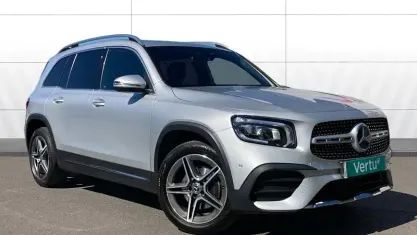 Usado Mercedes GLB200 AMG Line Premium 163 HP (119 kW) 2023 SUV