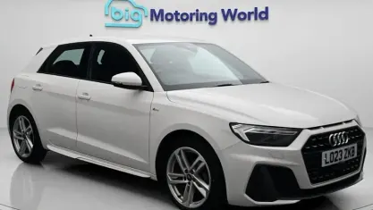 Used Audi A1 Sportback S-Line 95 HP (69 kW) 2023 White Hatchback