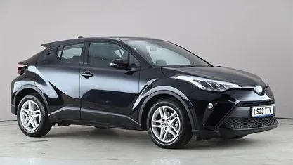 Used Toyota C-HR 122 HP (89 kW) 2023 SUV