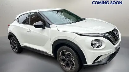 White Used 2022 Nissan Juke N-Connecta SUV | £15,050 (Fair price)