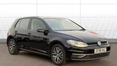 Black Used 2018 VW Golf VII SE Hatchback | £9,477 (Fair price)