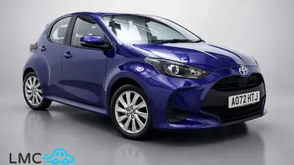 Used Toyota Yaris 116 HP (85 kW) 2022 Blue Hatchback