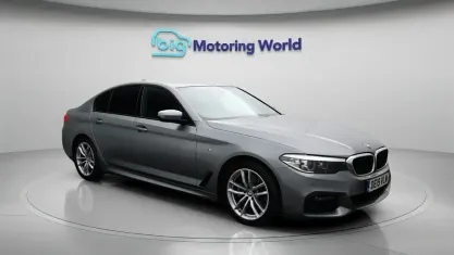 Second-hand BMW 520 M Sport 190 CP (139 kW) 2019 Albastru Berlinǎ
