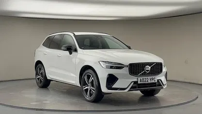 Used Volvo XC60 R-Design 250 HP (183 kW) 2021 SUV