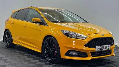 Used Ford Focus ST 250 HP (183 kW) 2017 Hatchback