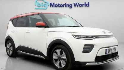Used Kia Soul First Edition 150 kW (204 HP) 2021 White SUV