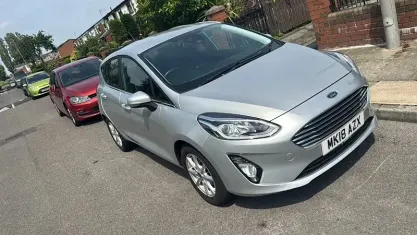 Used Ford Fiesta Zetec 101 HP (74 kW) 2018 Silver Hatchback