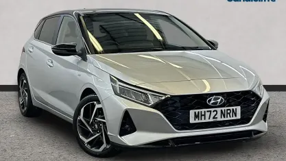 Used Hyundai i20 Ultimate 101 HP (74 kW) 2023 Silver Hatchback