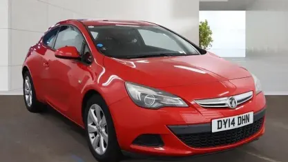 Used Vauxhall Astra GTC Sport 140 HP (102 kW) 2013 Coupe